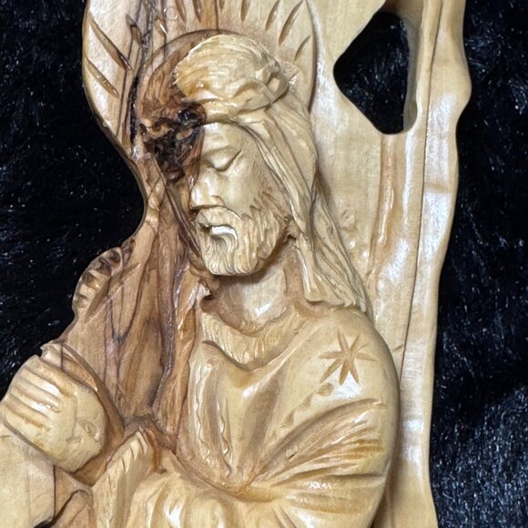 Made In Bethlehem Holy Land Hand-Carved Olive Wood Jeus Halo Plaque - Picture 2 of 5